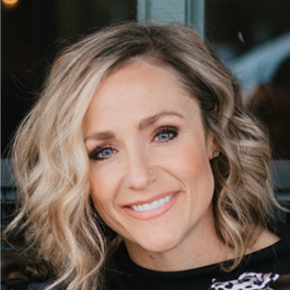 Meet your Posher, Kendra